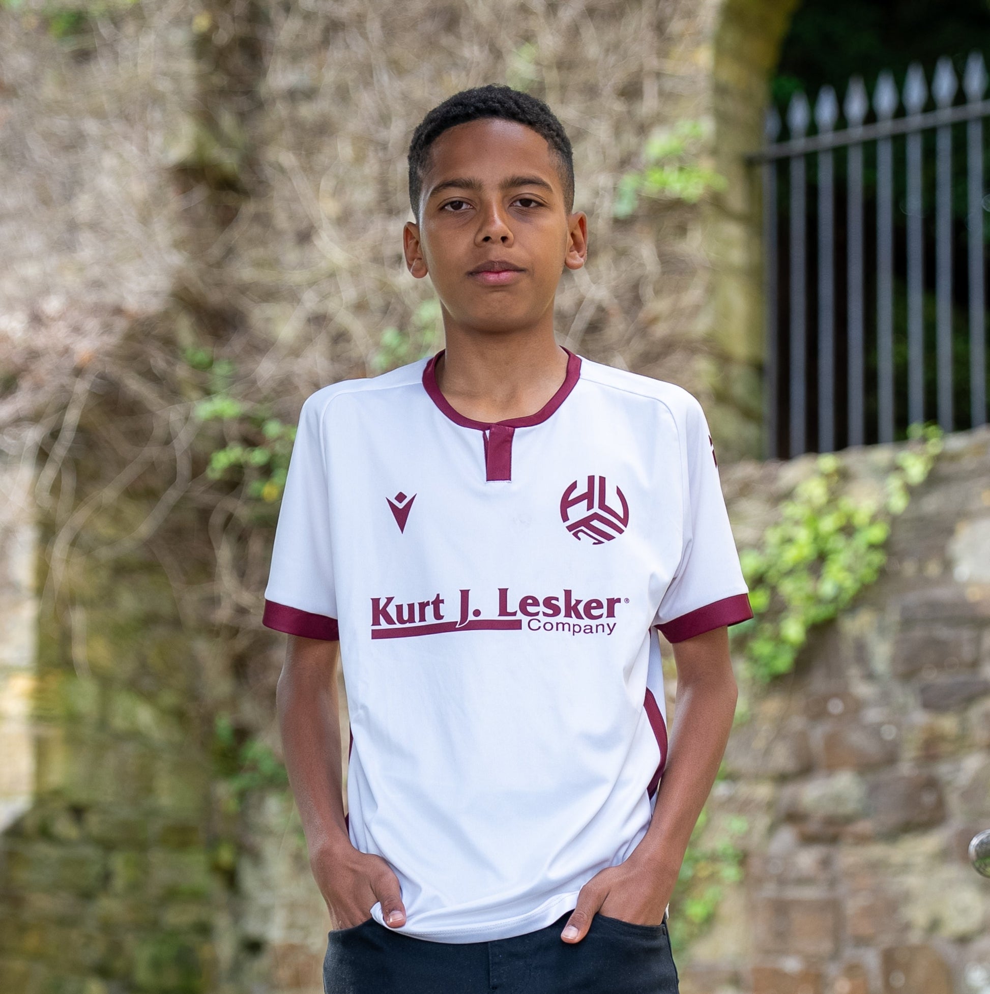 JNR HASTINGS UNITED FC AWAY MATCH DAY OFF WHITE REPLICA SHIRT Macron Store Hastings