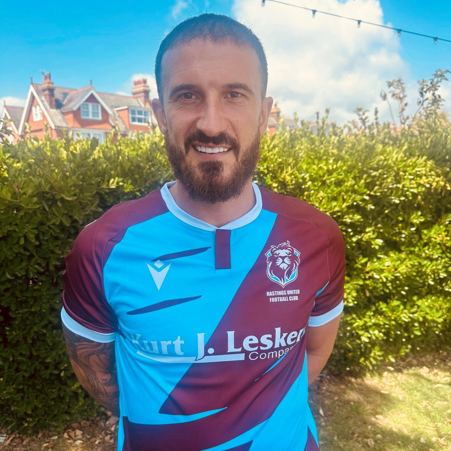 SNR HASTINGS UNITED FC HOME MATCH DAY REPLICA SHIRT Macron Store Hastings