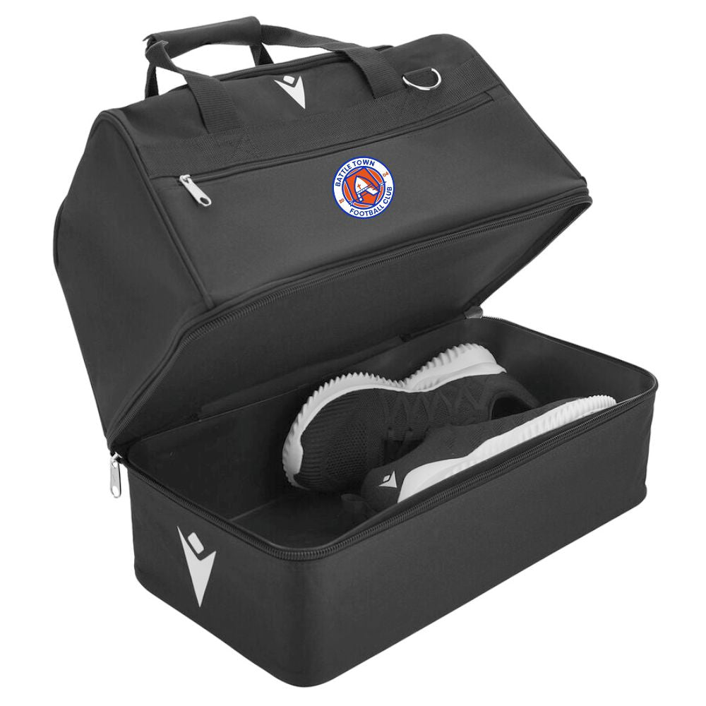 BATTLE TOWN FC - COACHES ROCKET HOLDALL BAG Macron Store Hastings